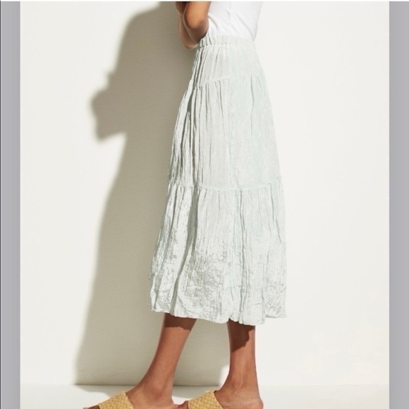 NEW Vince Tiered Asymmetric Skirt Crinkle Mint - Picture 6 of 11